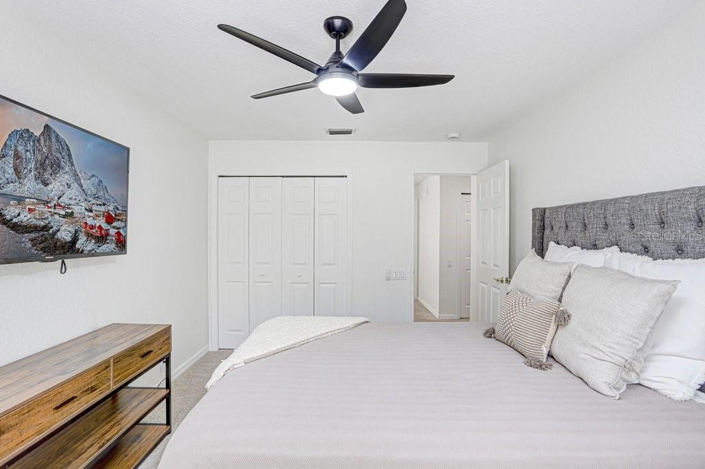 18124 COURTNEY BREEZE DR