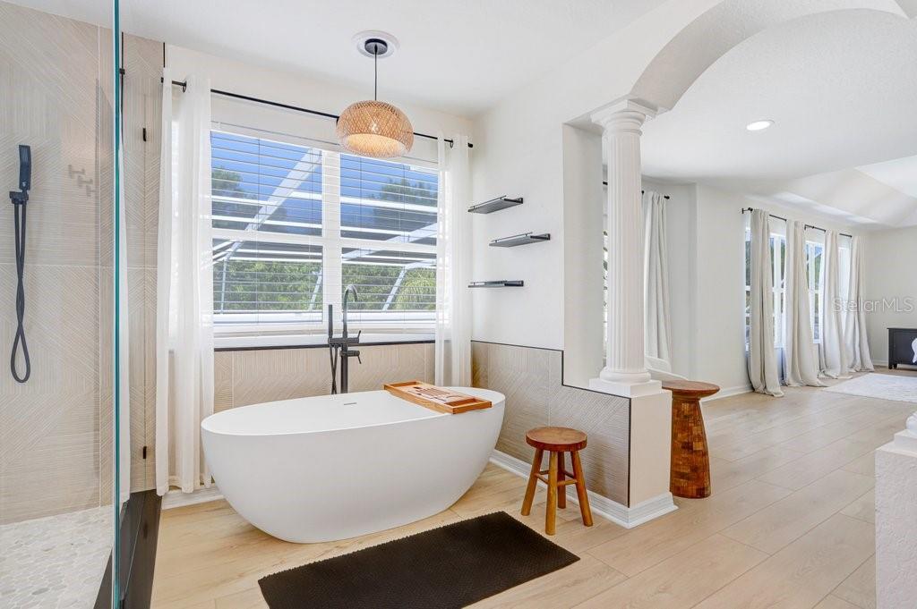 18124 COURTNEY BREEZE DR