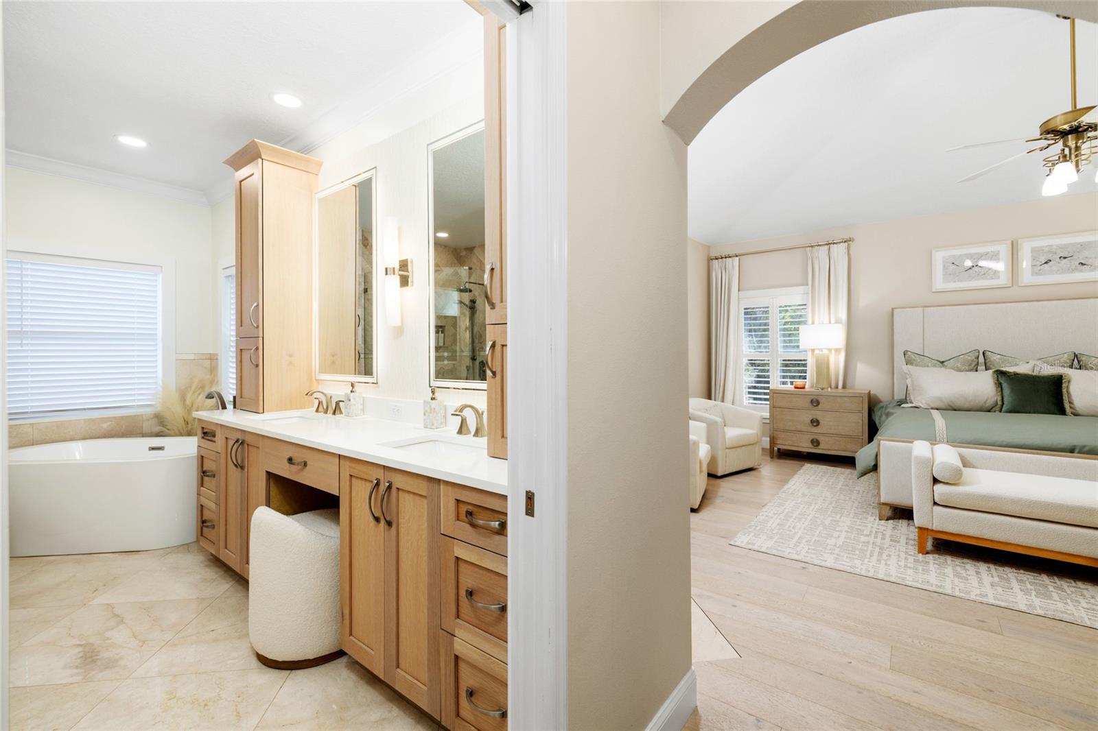 9642 GRETNA GREEN DR