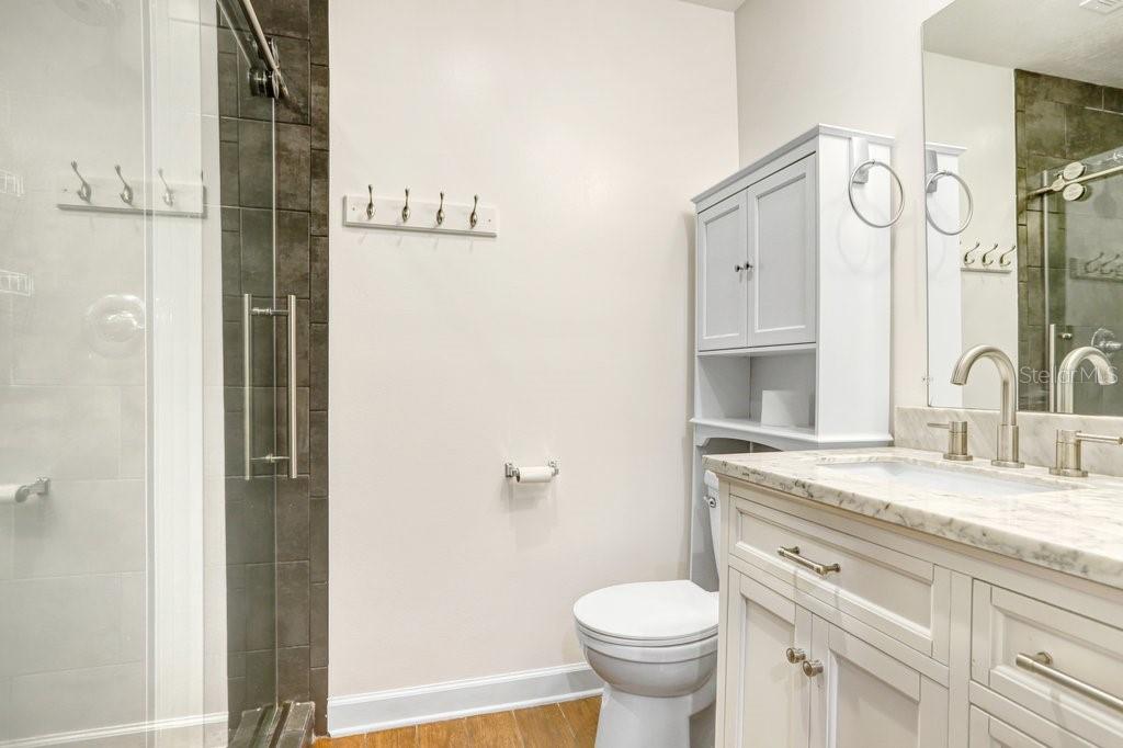 4404 W WISCONSIN AVE