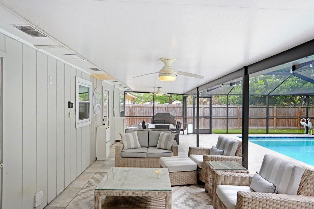 4404 W WISCONSIN AVE