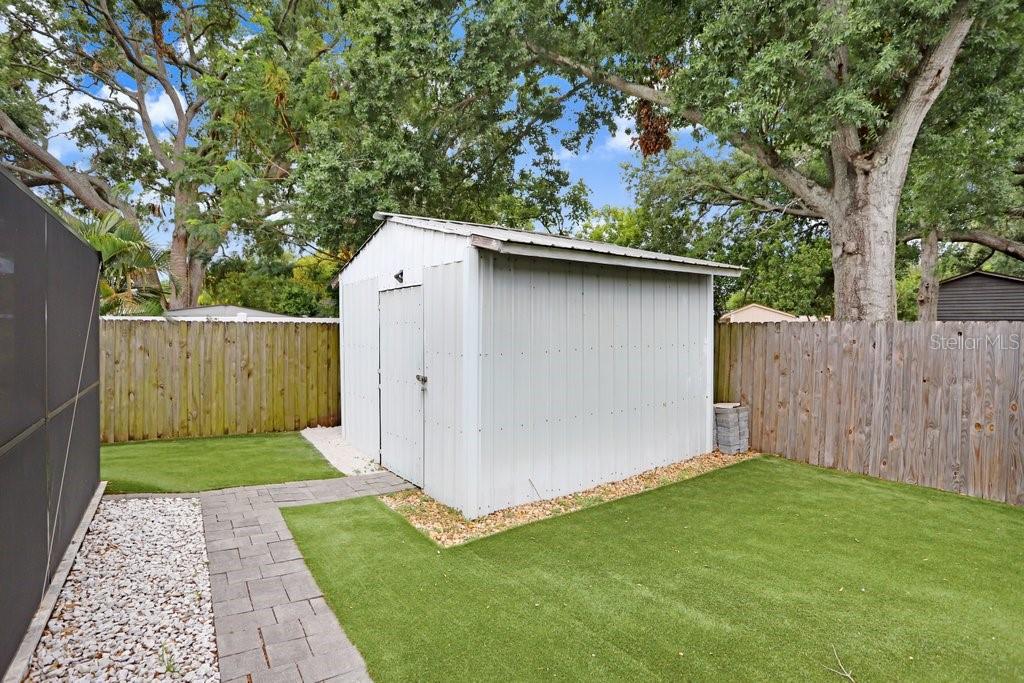 4404 W WISCONSIN AVE