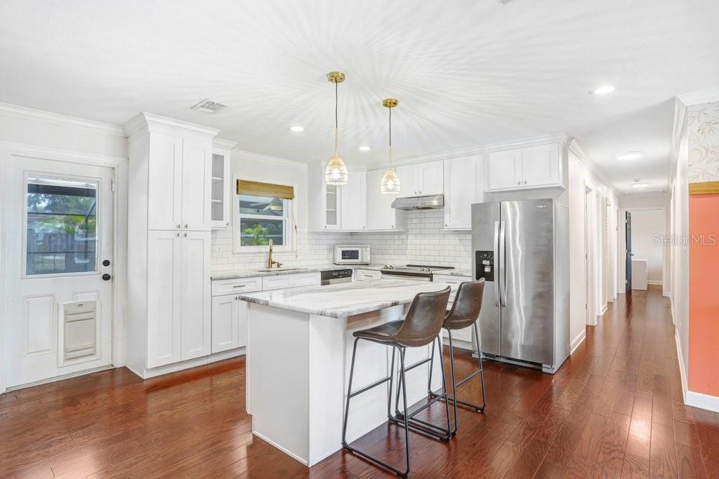 4404 W WISCONSIN AVE