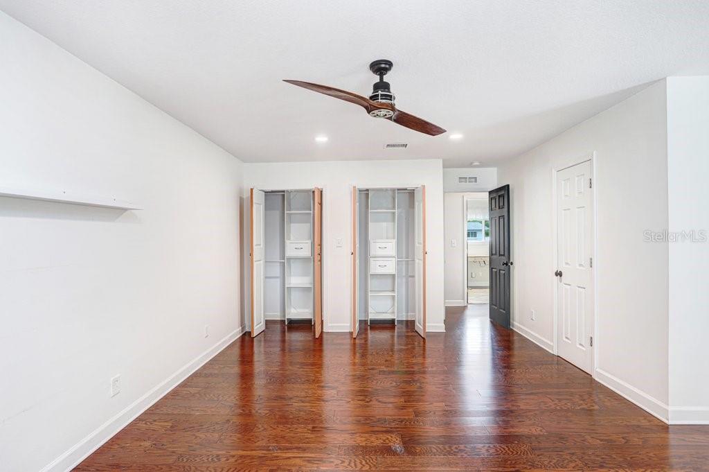 4404 W WISCONSIN AVE