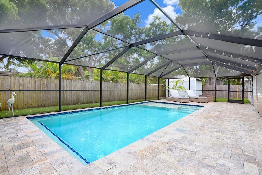 4404 W WISCONSIN AVE