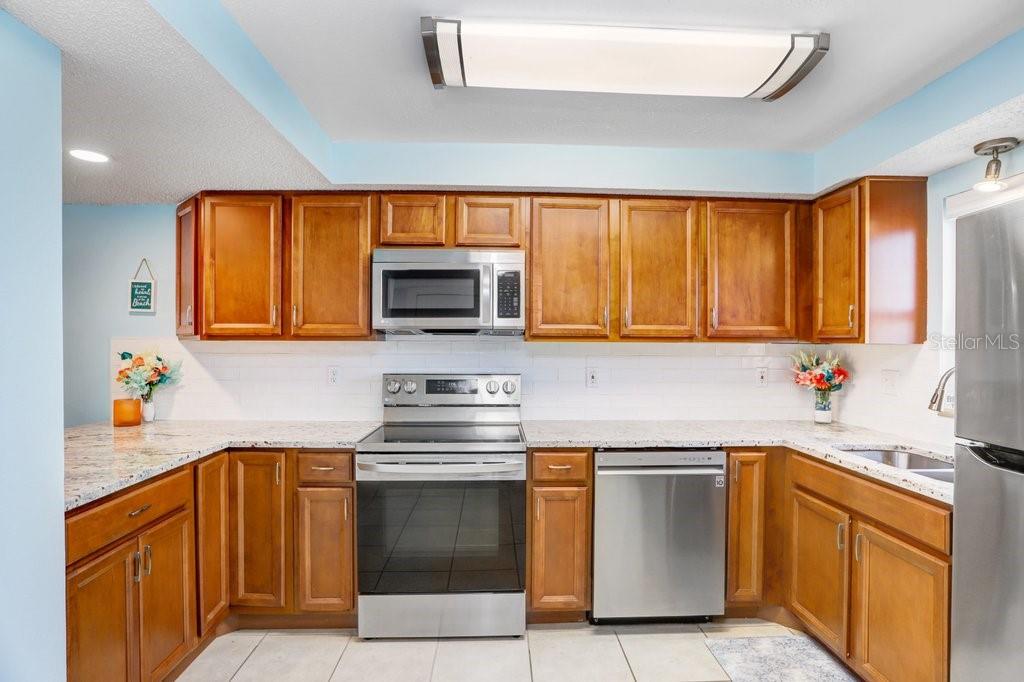 314 WINDRUSH BLVD #12