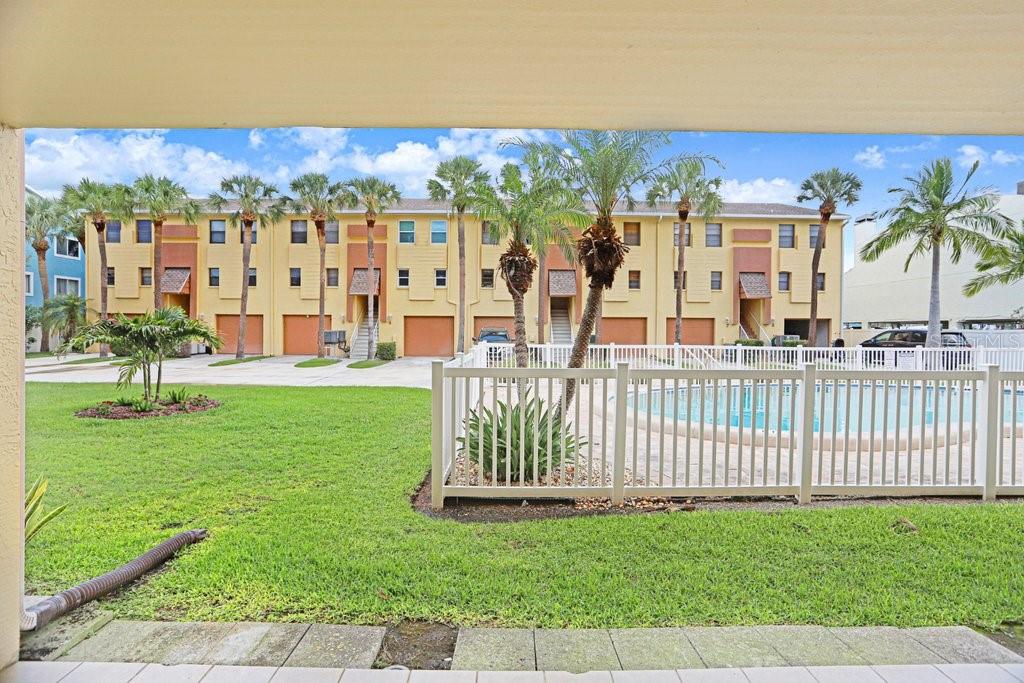 314 WINDRUSH BLVD #12