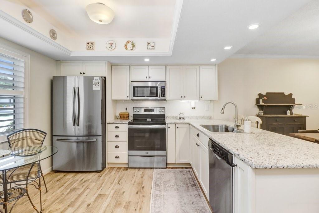 9247 GOLF VIEW DR #9247