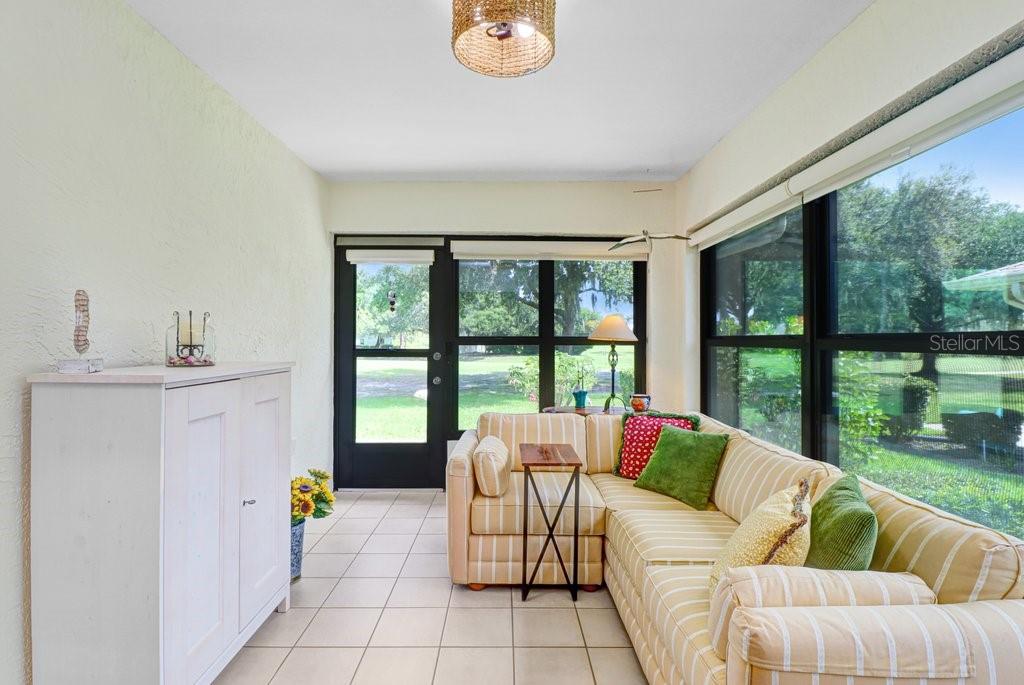 9247 GOLF VIEW DR #9247