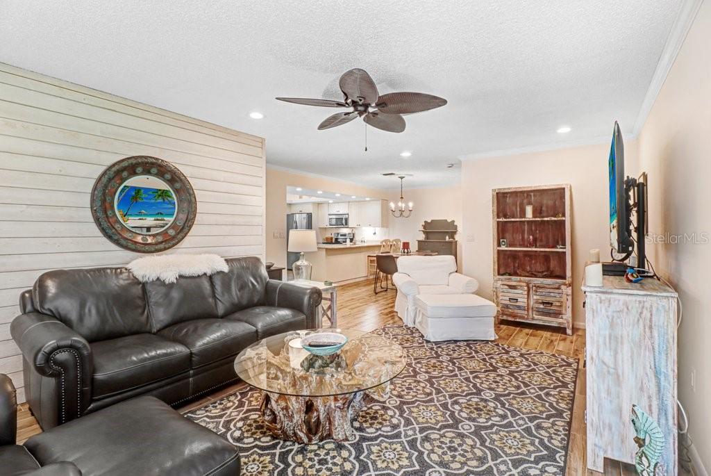 9247 GOLF VIEW DR #9247