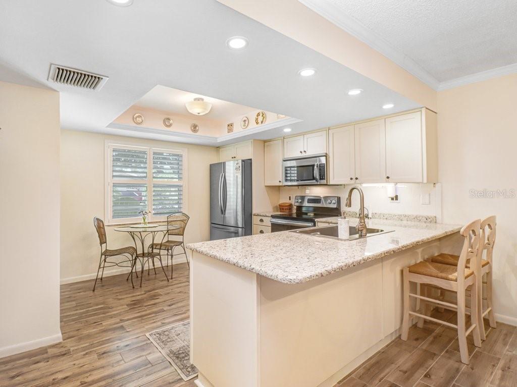 9247 GOLF VIEW DR #9247