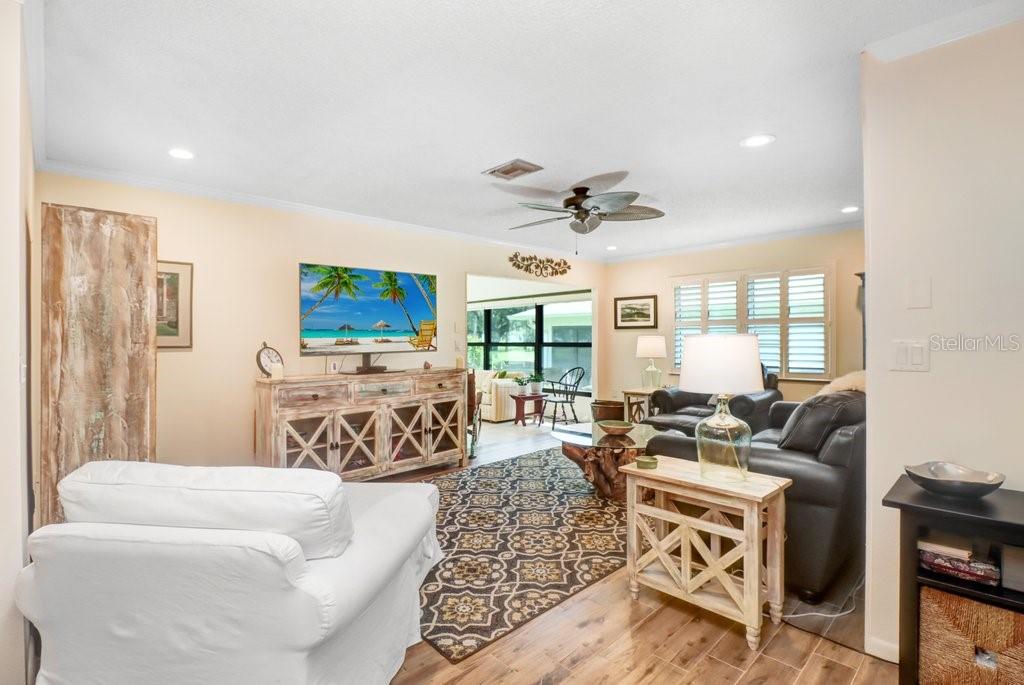9247 GOLF VIEW DR #9247