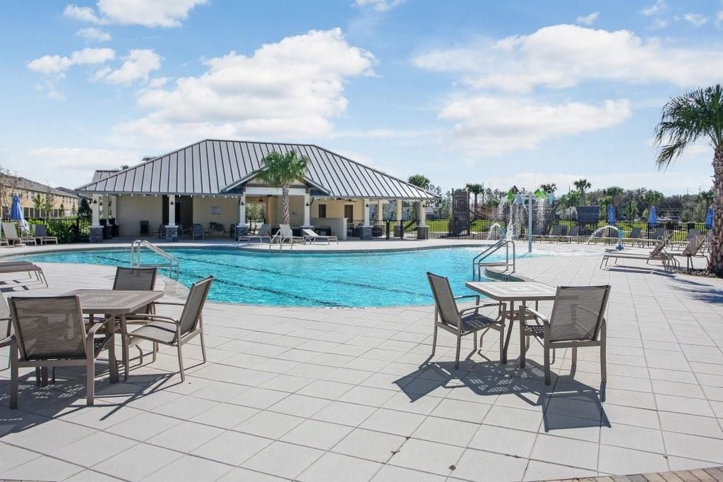 11520 BLUE WOODS DR