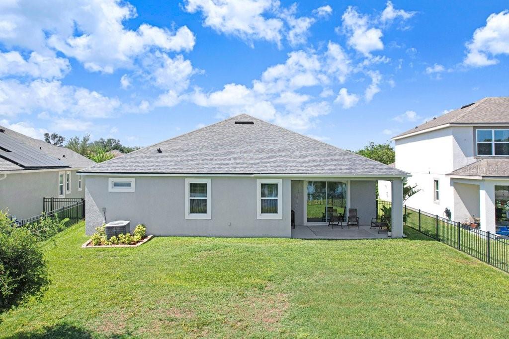 11520 BLUE WOODS DR