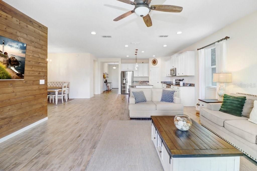 11520 BLUE WOODS DR