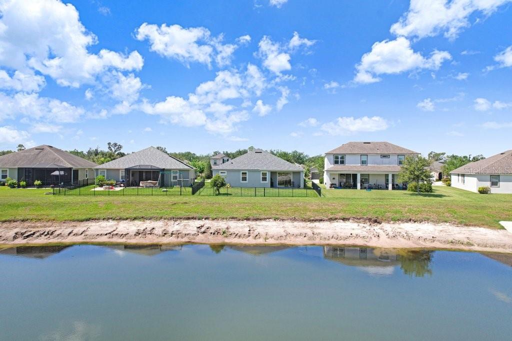11520 BLUE WOODS DR