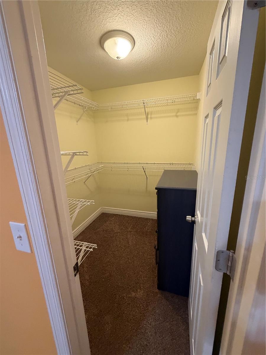 1131 DOGWOOD AVE