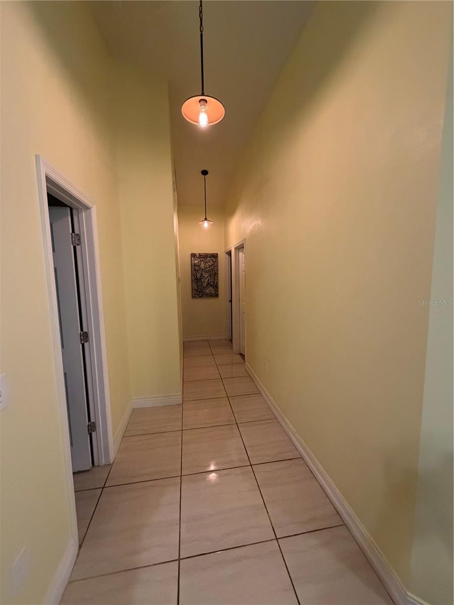 1131 DOGWOOD AVE