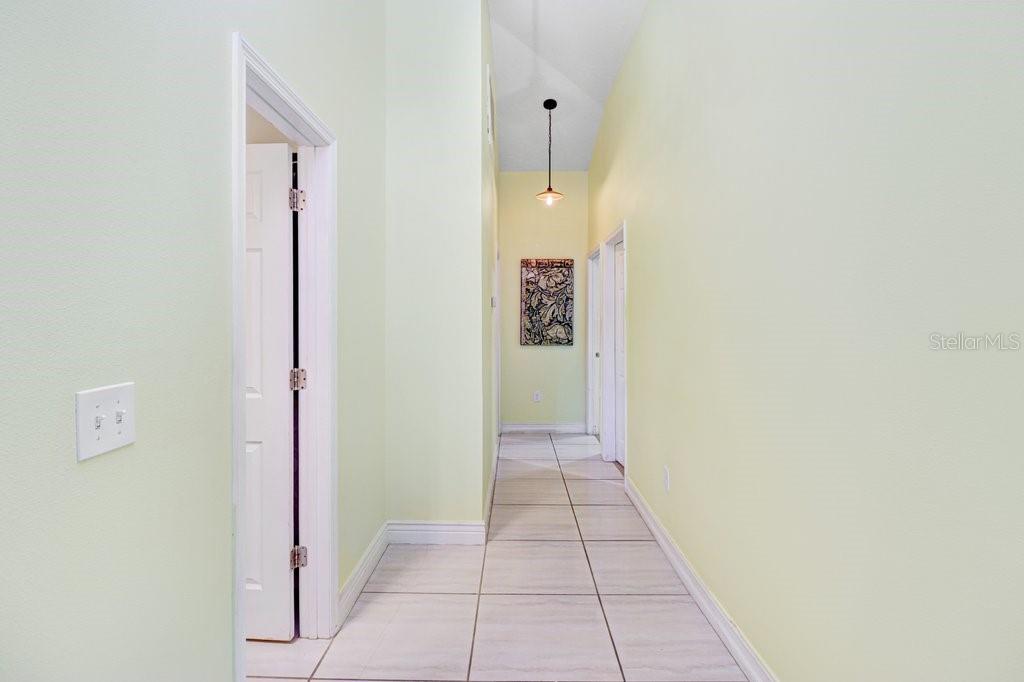 1131 DOGWOOD AVE
