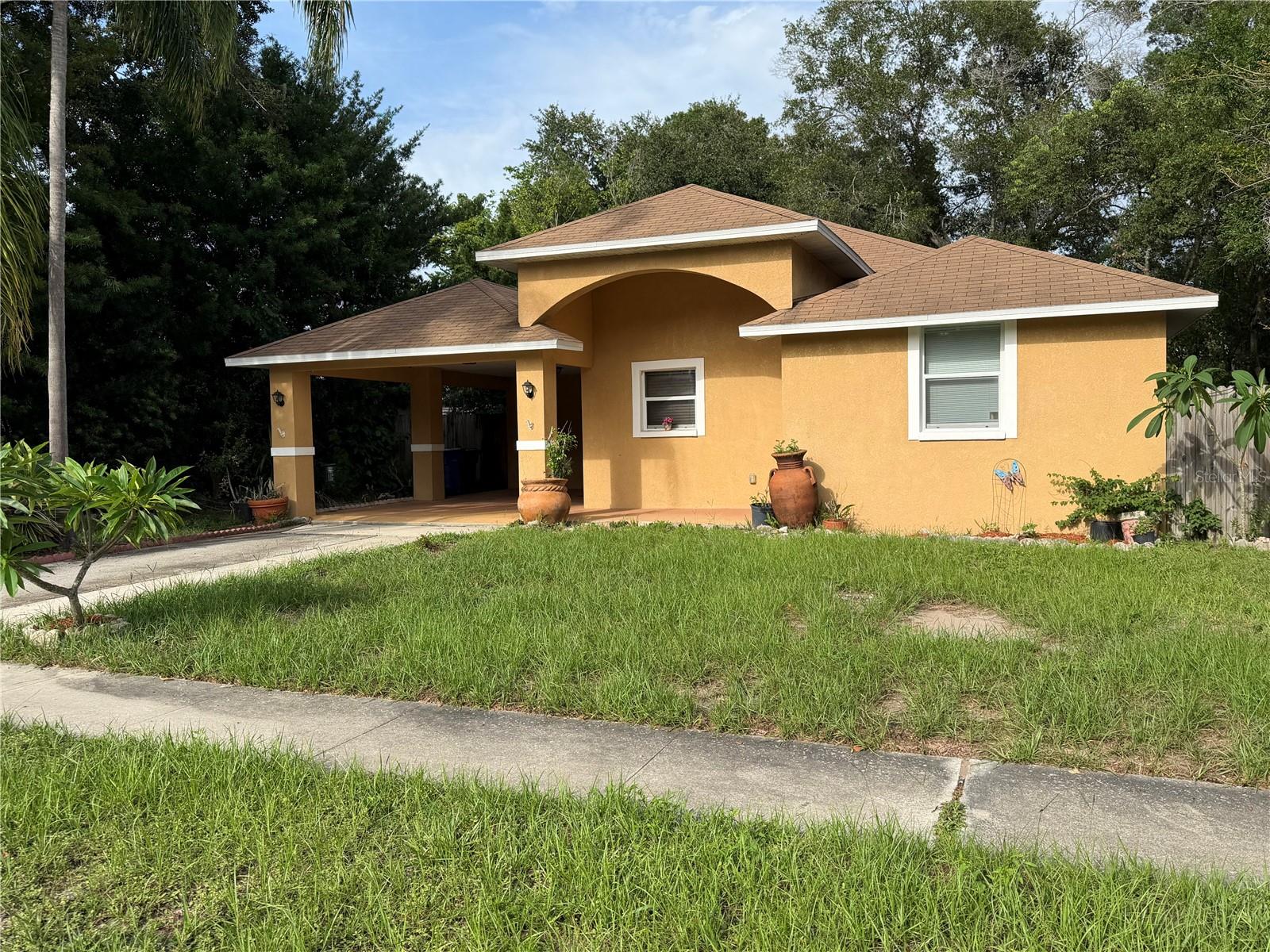 1131 DOGWOOD AVE