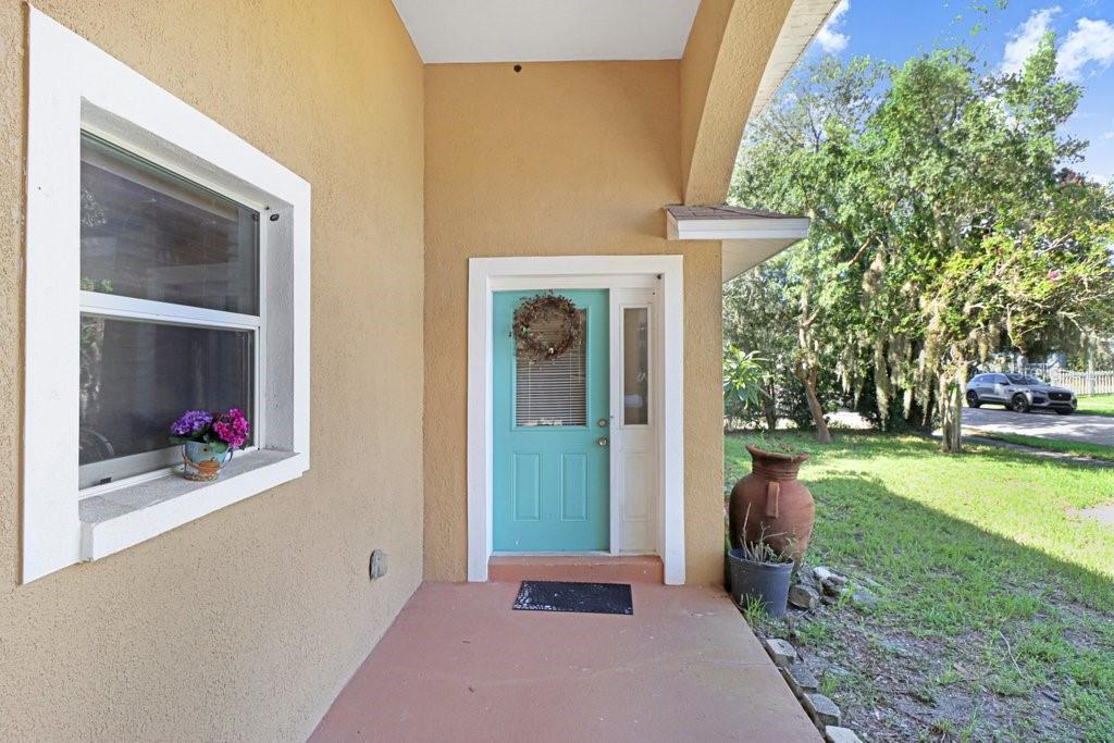 1131 DOGWOOD AVE