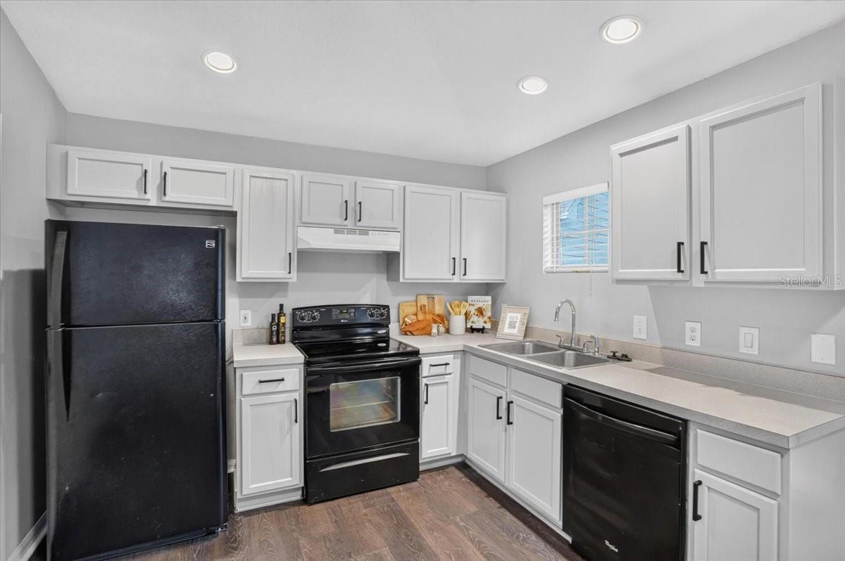 9830 W PARK VILLAGE DR