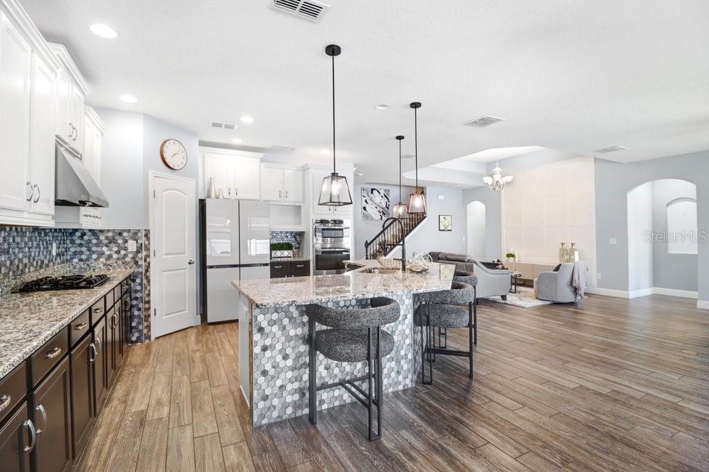 2480 BARTOLO DR