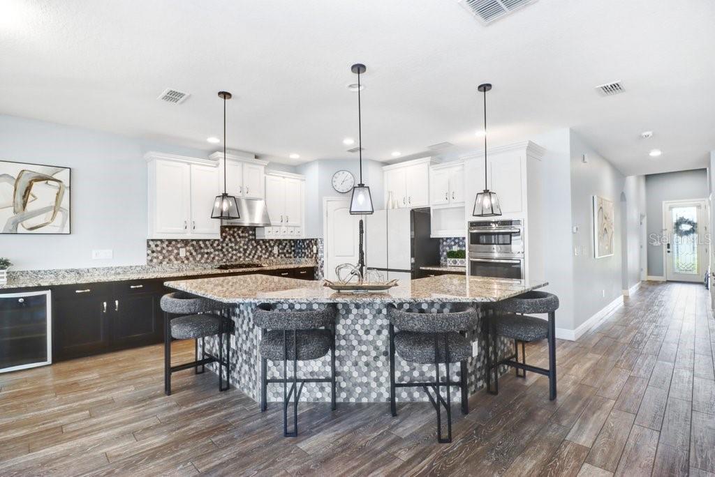 2480 BARTOLO DR