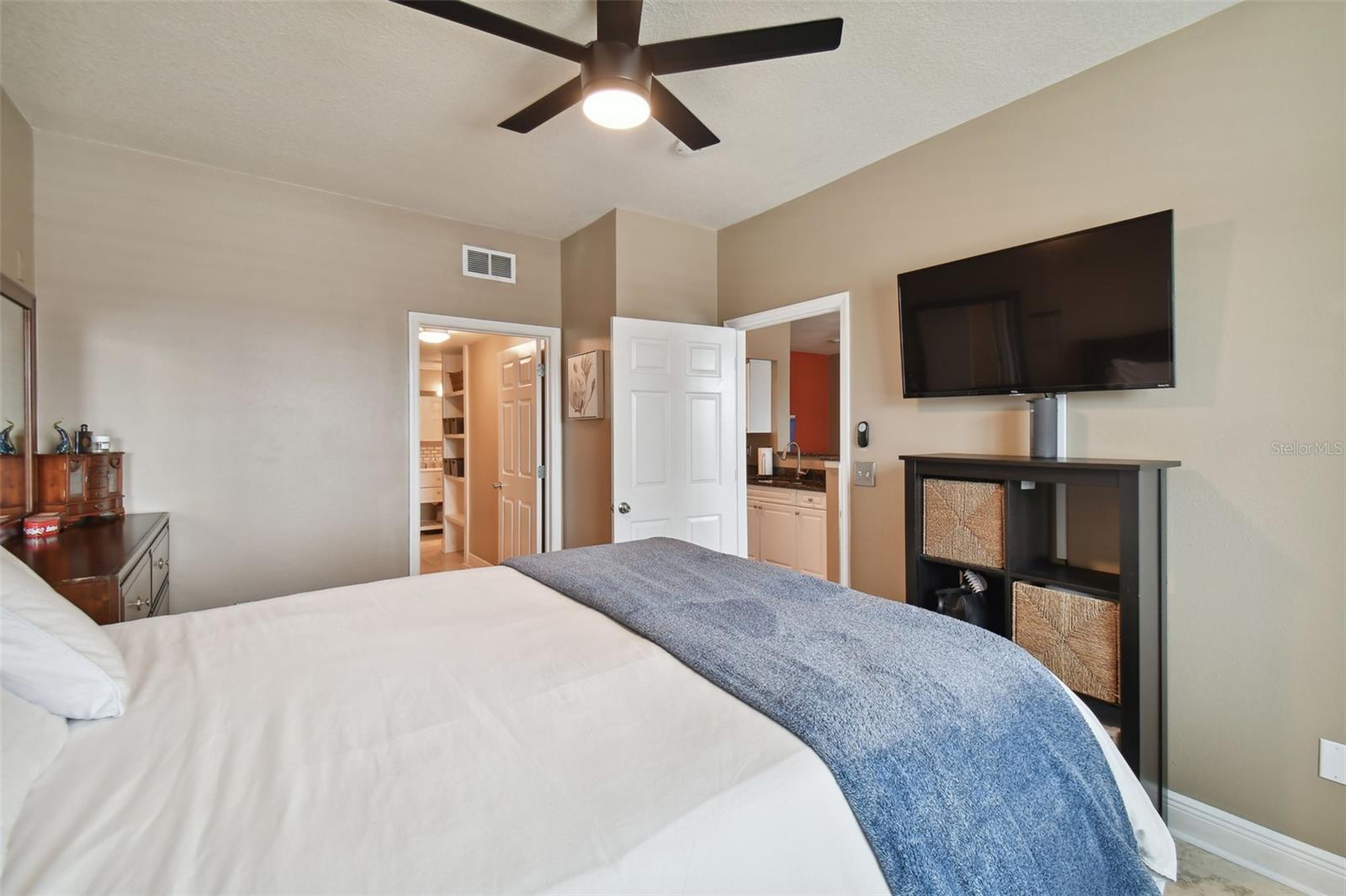 2010 E PALM AVE #14209