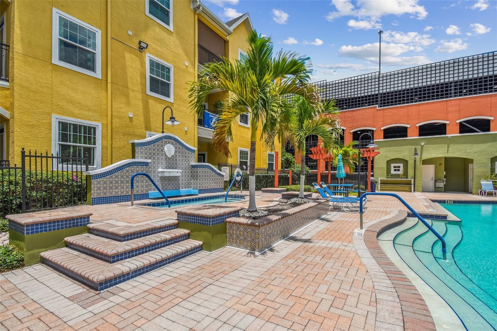 2010 E PALM AVE #14209