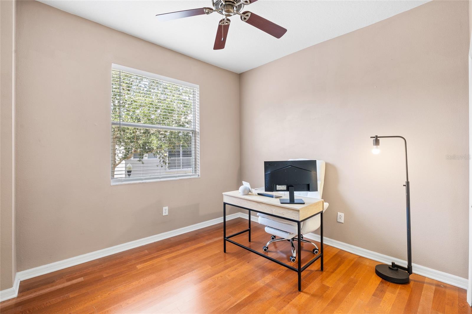 9420 GEORGIAN PARK LN #103