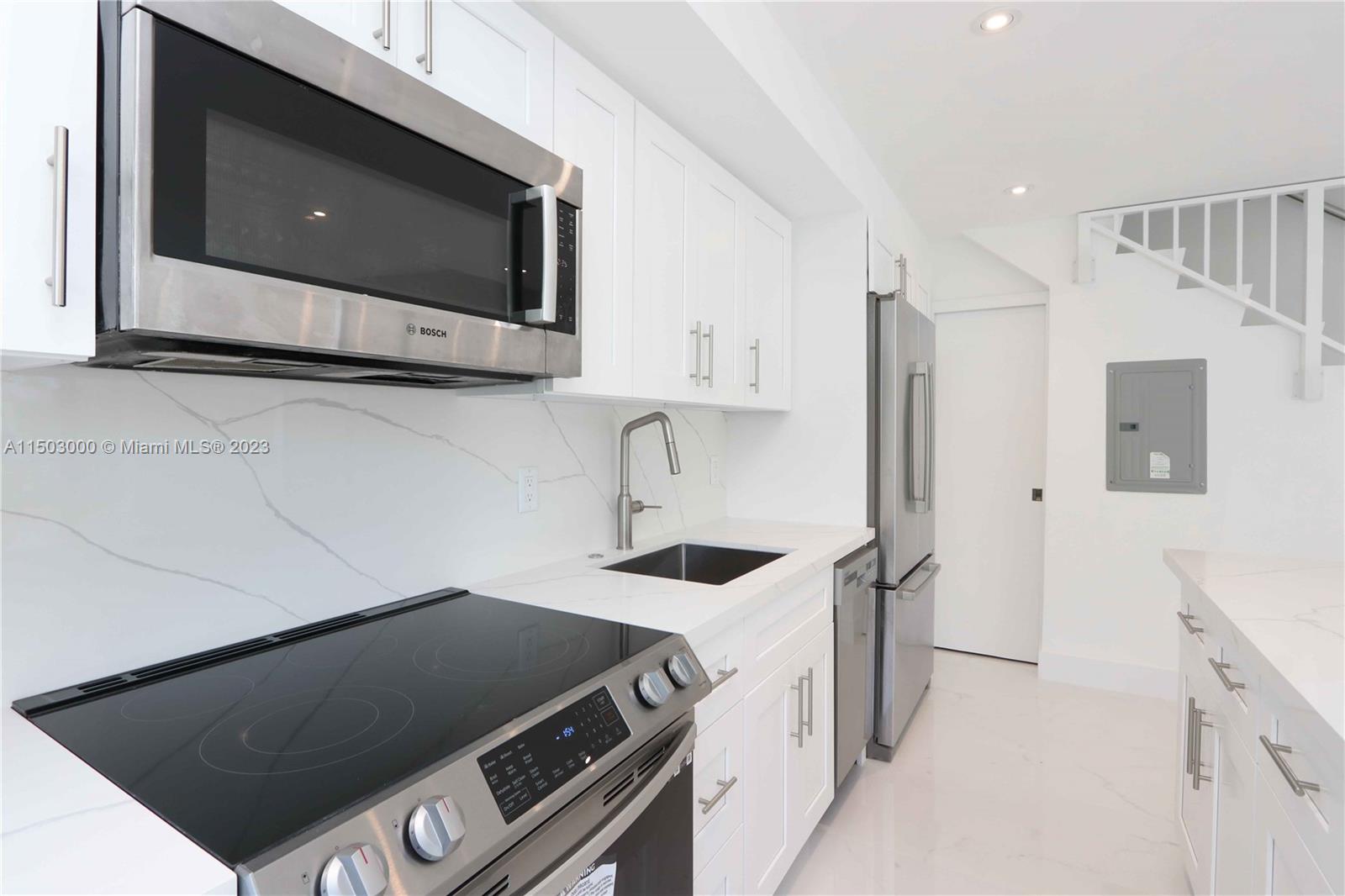 230 Sunrise Dr # 6