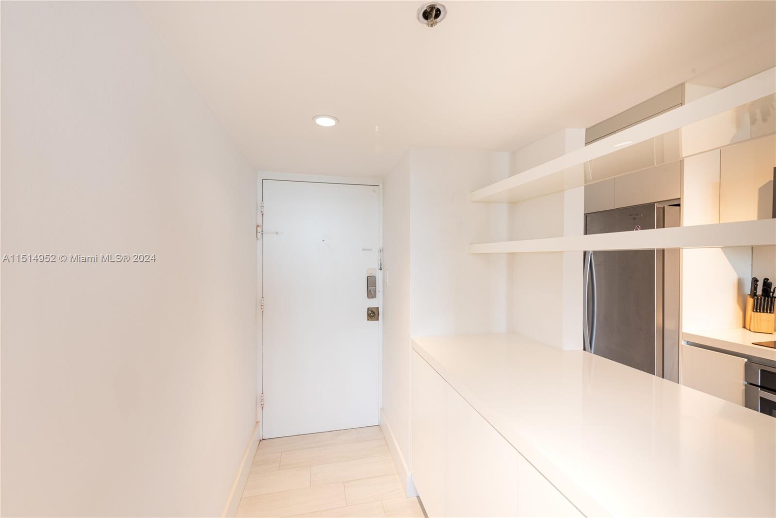 100 Lincoln Rd # 619