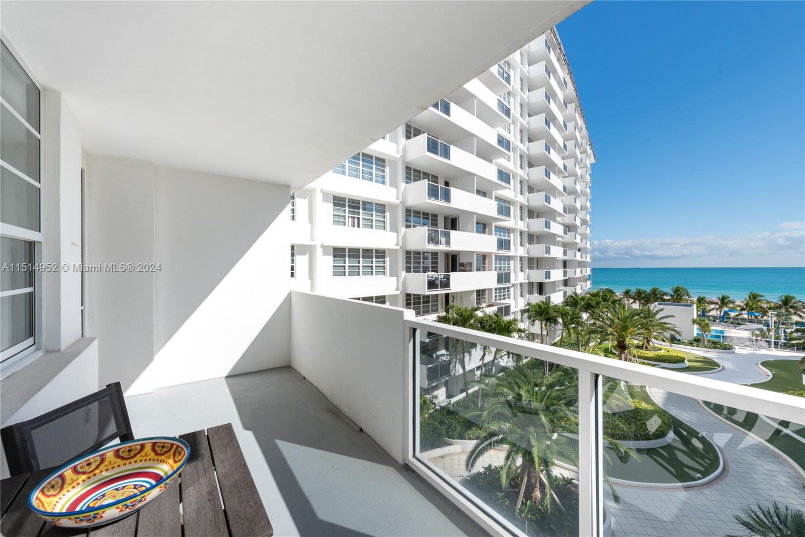 100 Lincoln Rd # 619