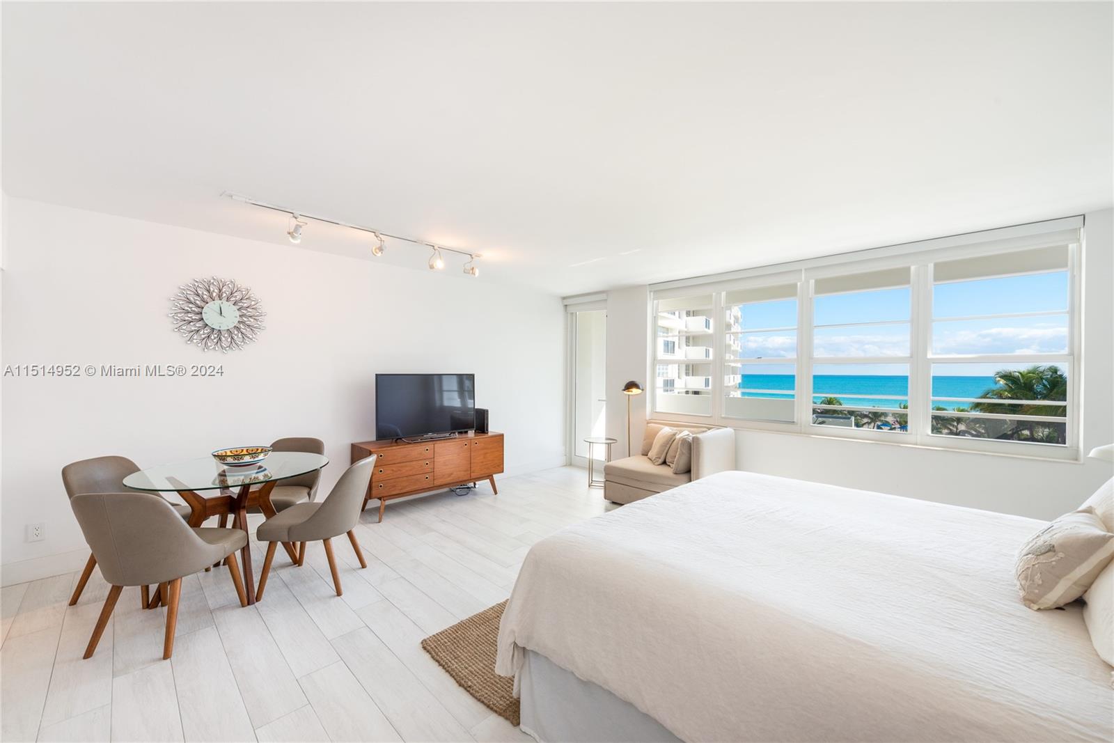 100 Lincoln Rd # 619