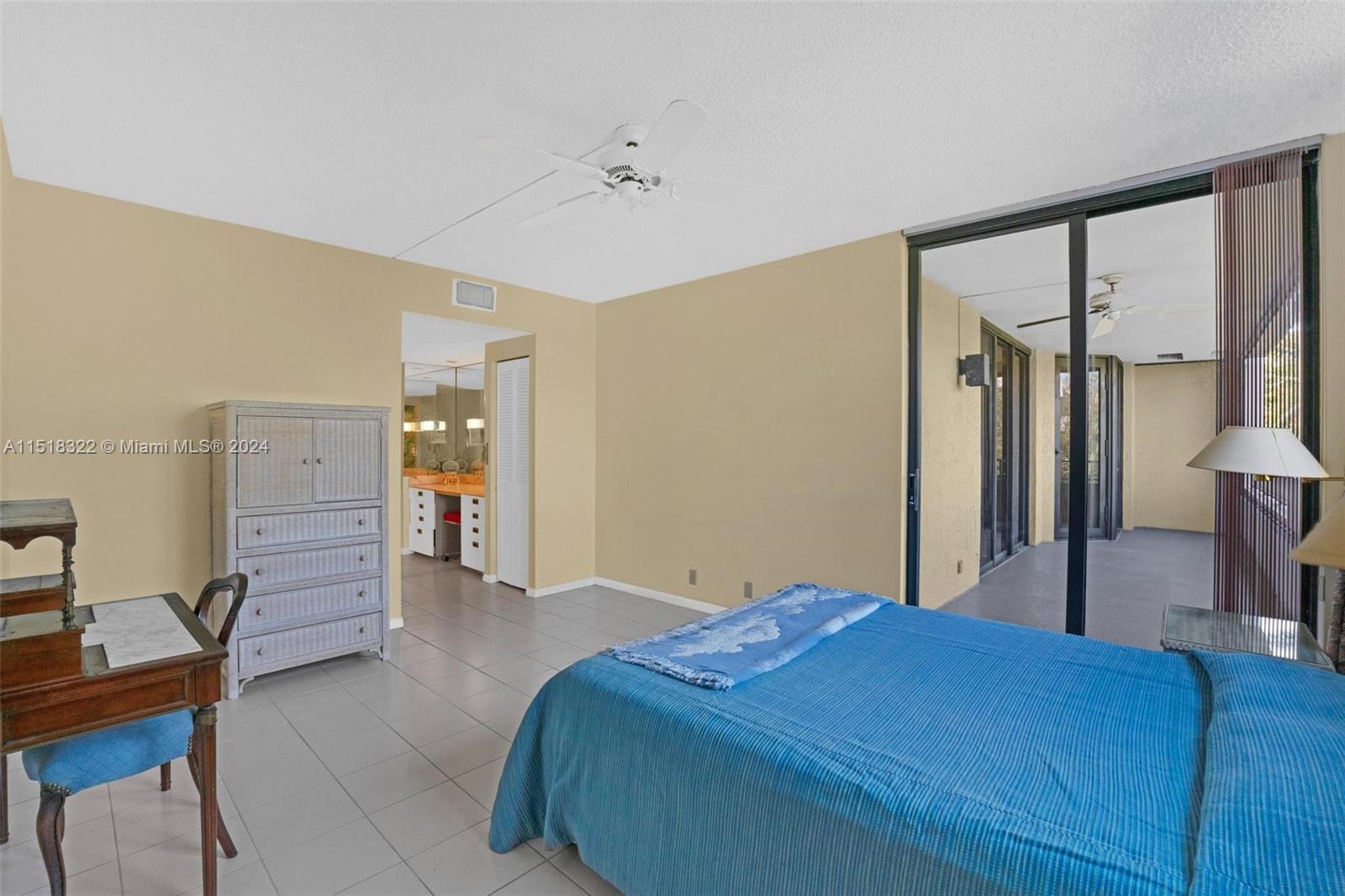 181 Crandon Blvd # 305