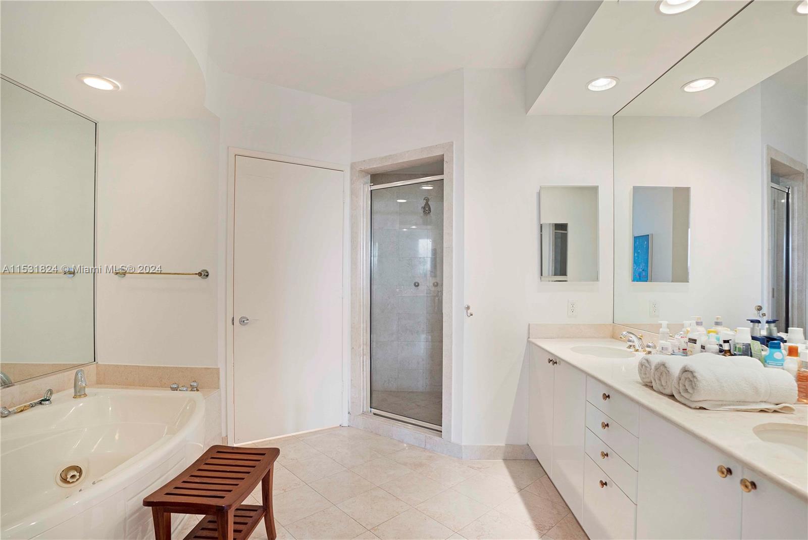 785 Crandon Blvd # 503