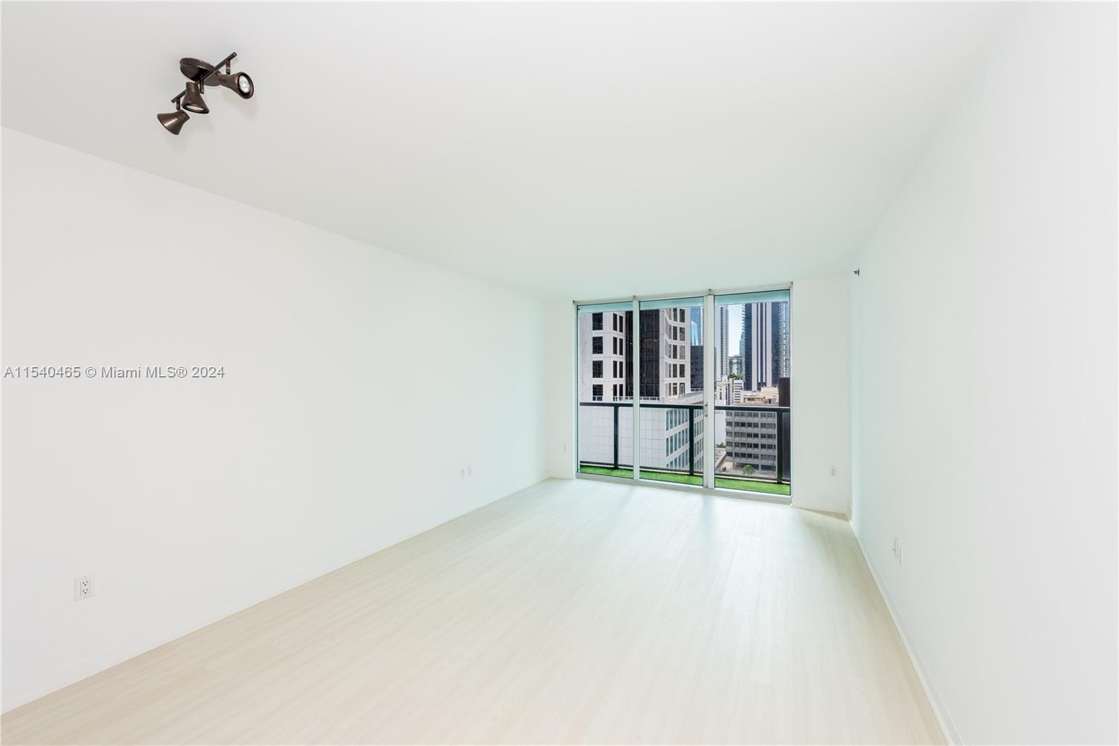 55 SE 6th St # 1508