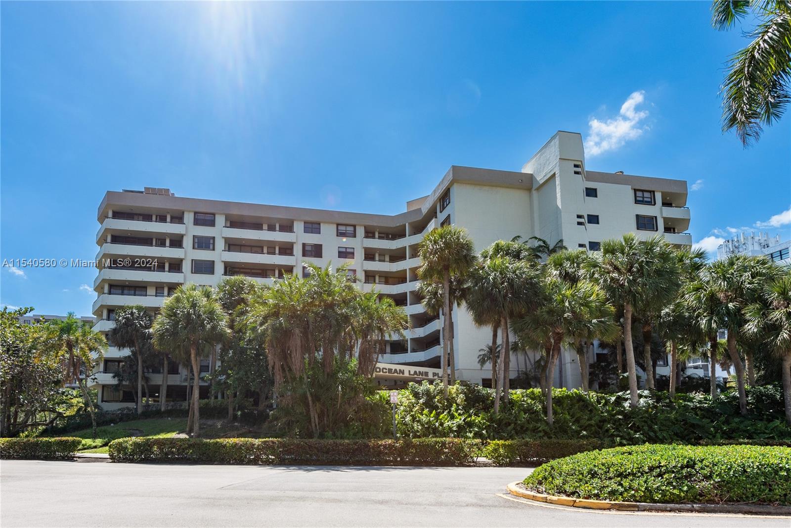 170 Ocean Lane Dr # 709