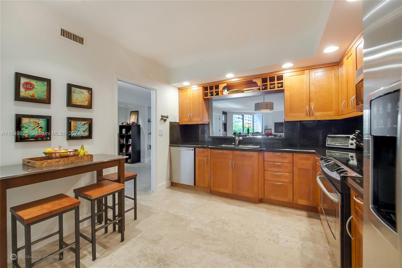 161 Crandon Blvd # 414