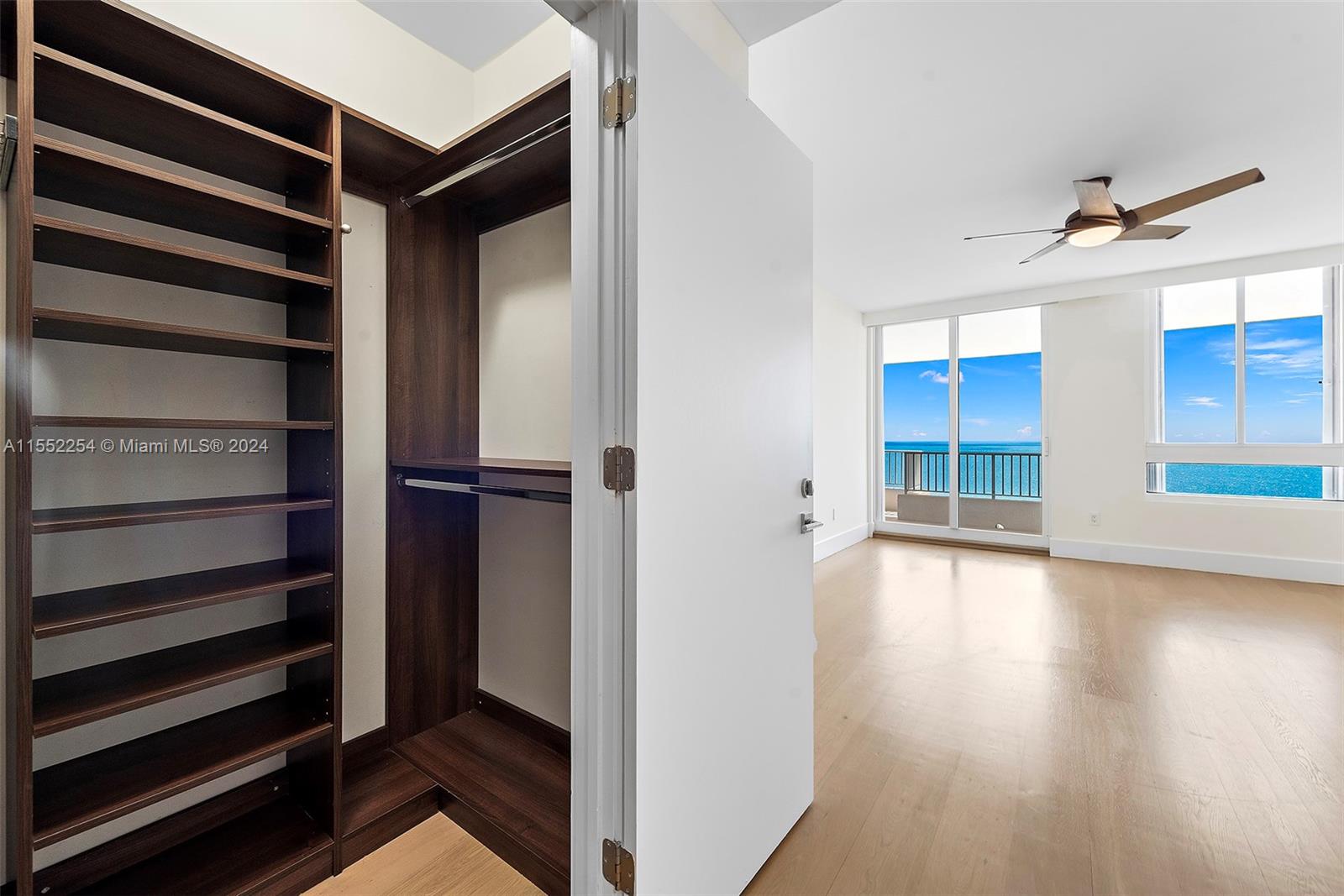 785 Crandon Blvd # 1803