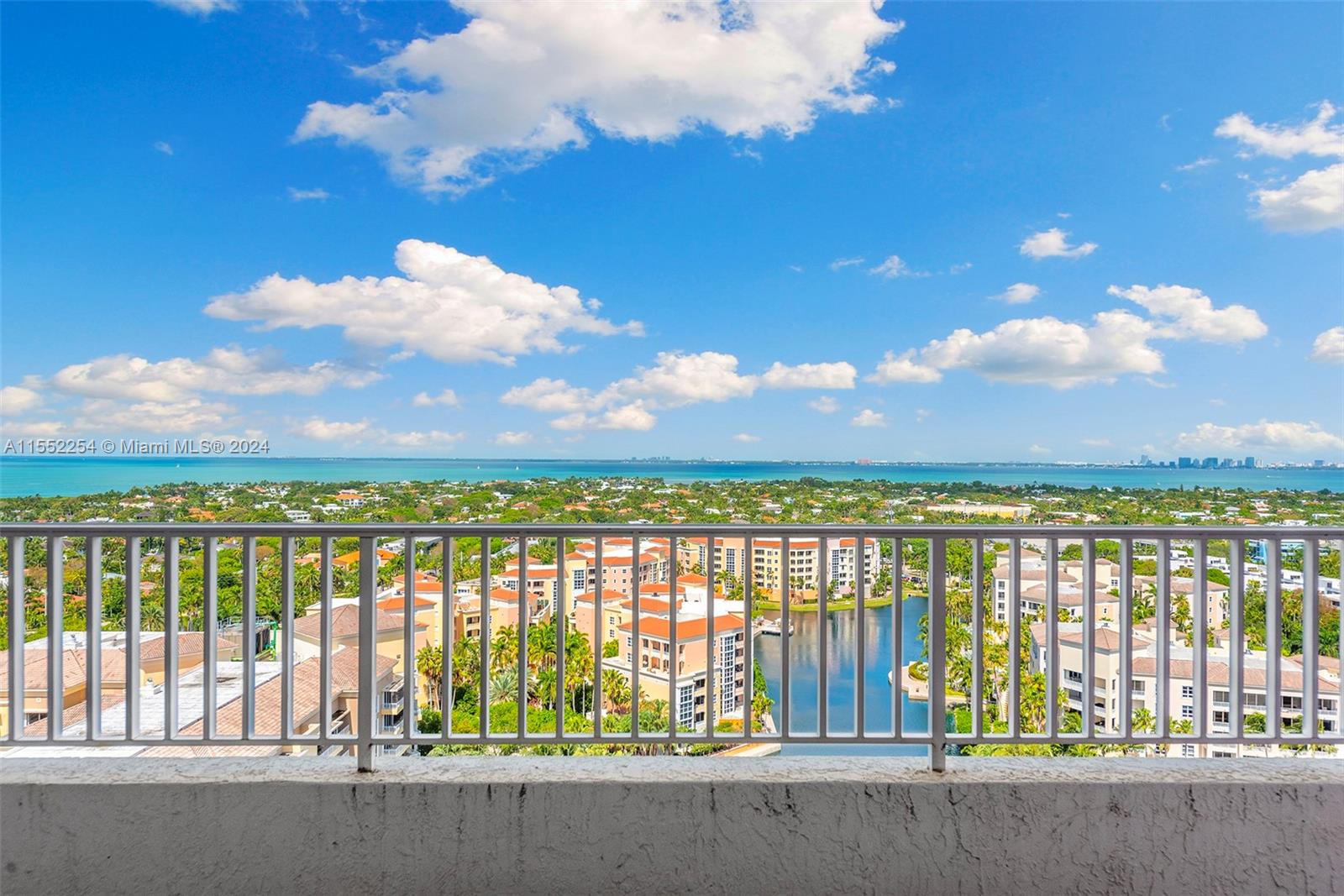 785 Crandon Blvd # 1803