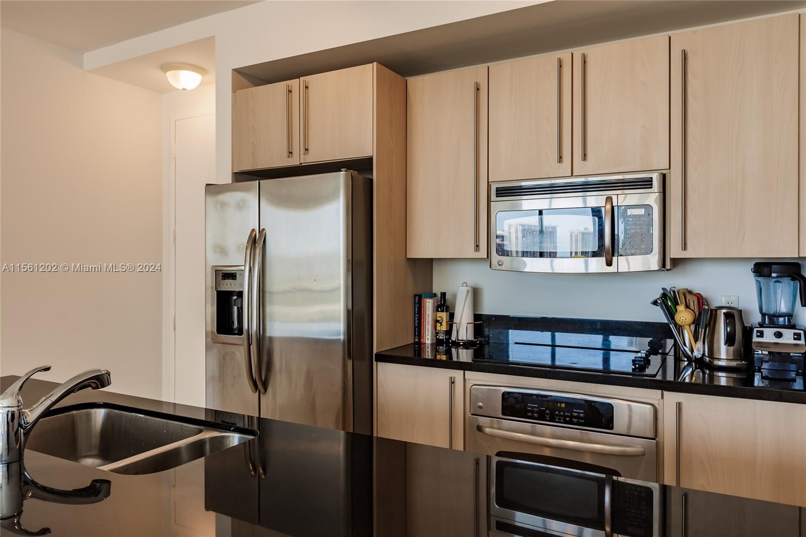 79 SW 12th St Unit: 1205-S