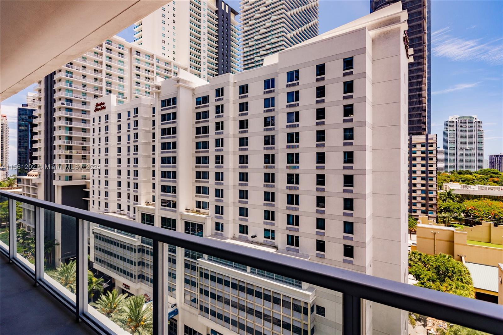 79 SW 12th St Unit: 1205-S