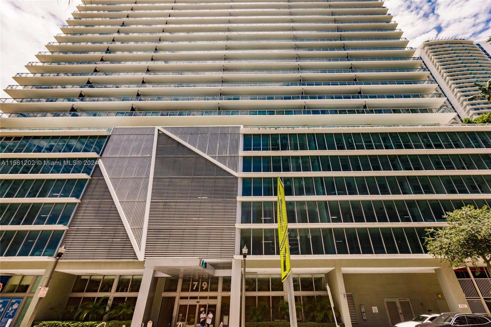 79 SW 12th St Unit: 1205-S