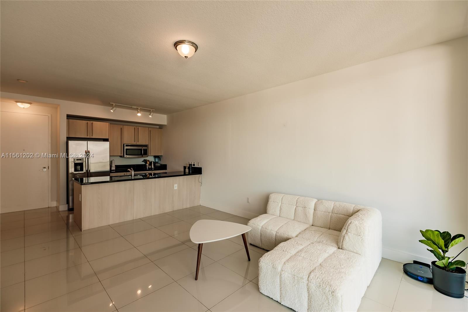 79 SW 12th St Unit: 1205-S