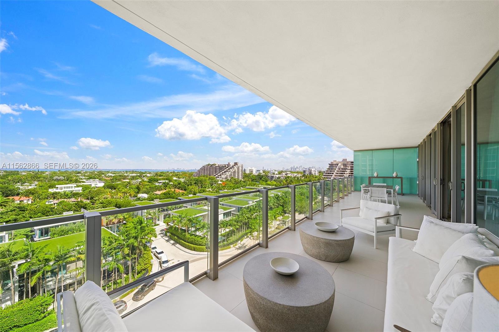 360 Ocean Dr # 905S