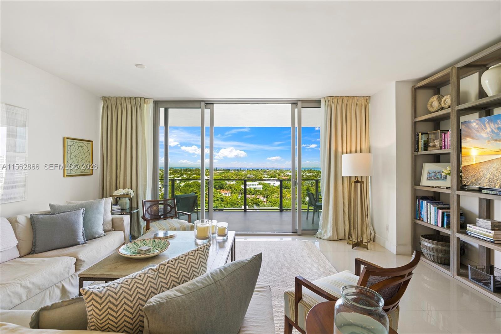 360 Ocean Dr # 905S