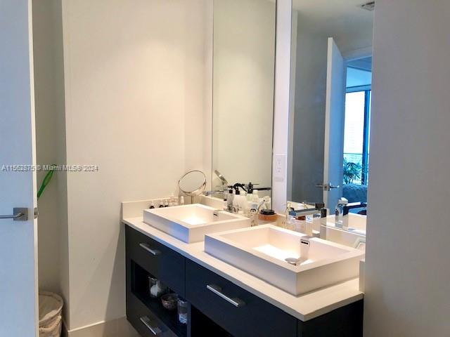 55 SW 9th St # 3002