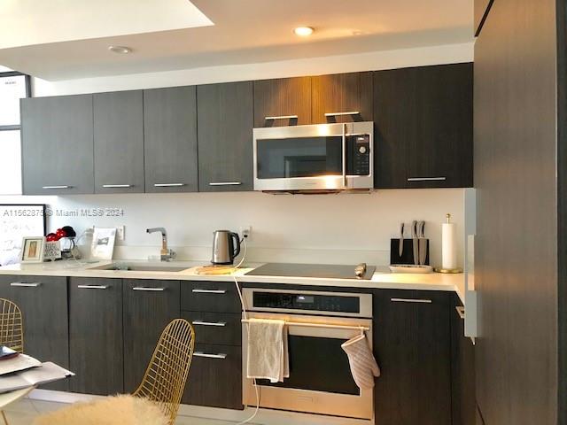55 SW 9th St # 3002